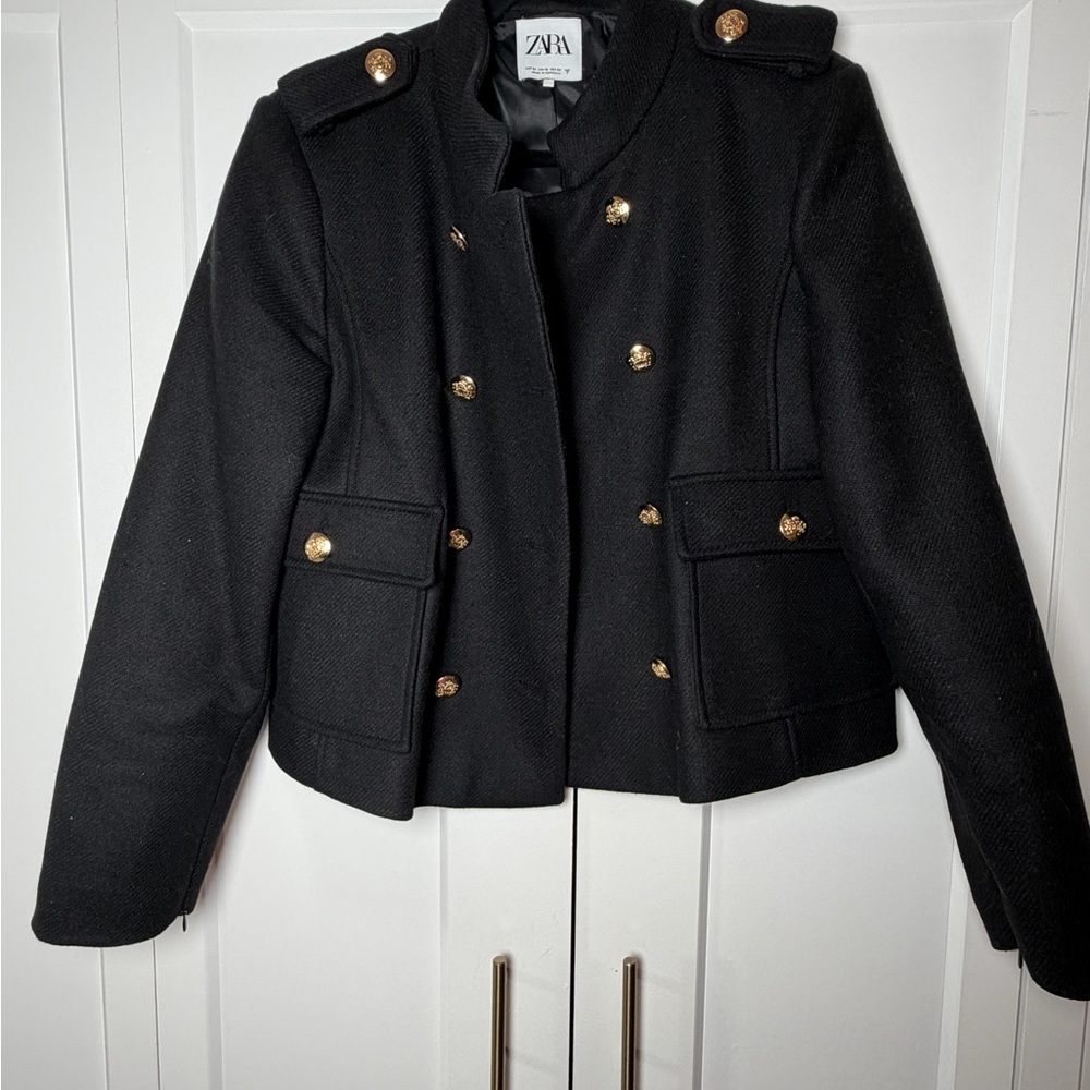 Zara Women's Black Blazer with Gold Buttons